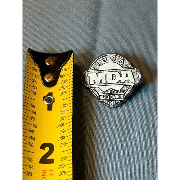 Harley Davidson Vest / Hat Pin 1996 MDA Muscular Dystrophy Association Vintage - Picture 3 of 3